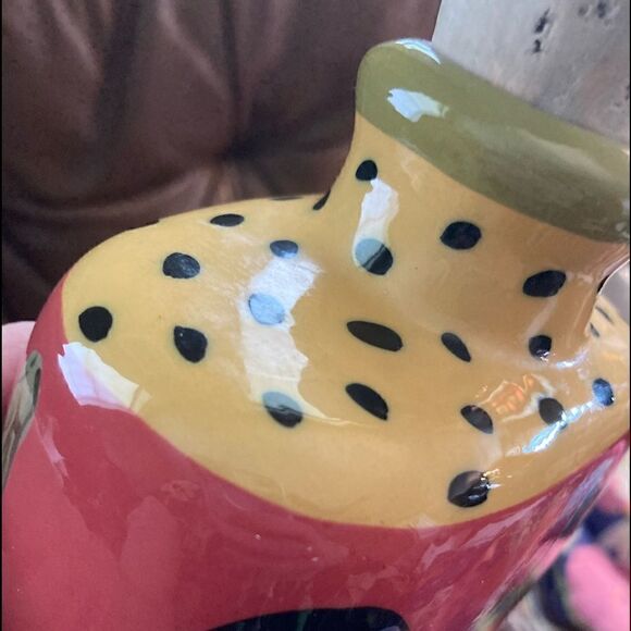 Droll Designs Eggplant/Carrot Collection Ceramic Olive Oil Jar with Cork - Picture 2 of 11